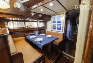 Thumbnail von Laurent Giles 16,45