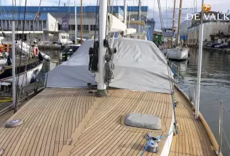 Thumbnail von Laurent Giles 16,45