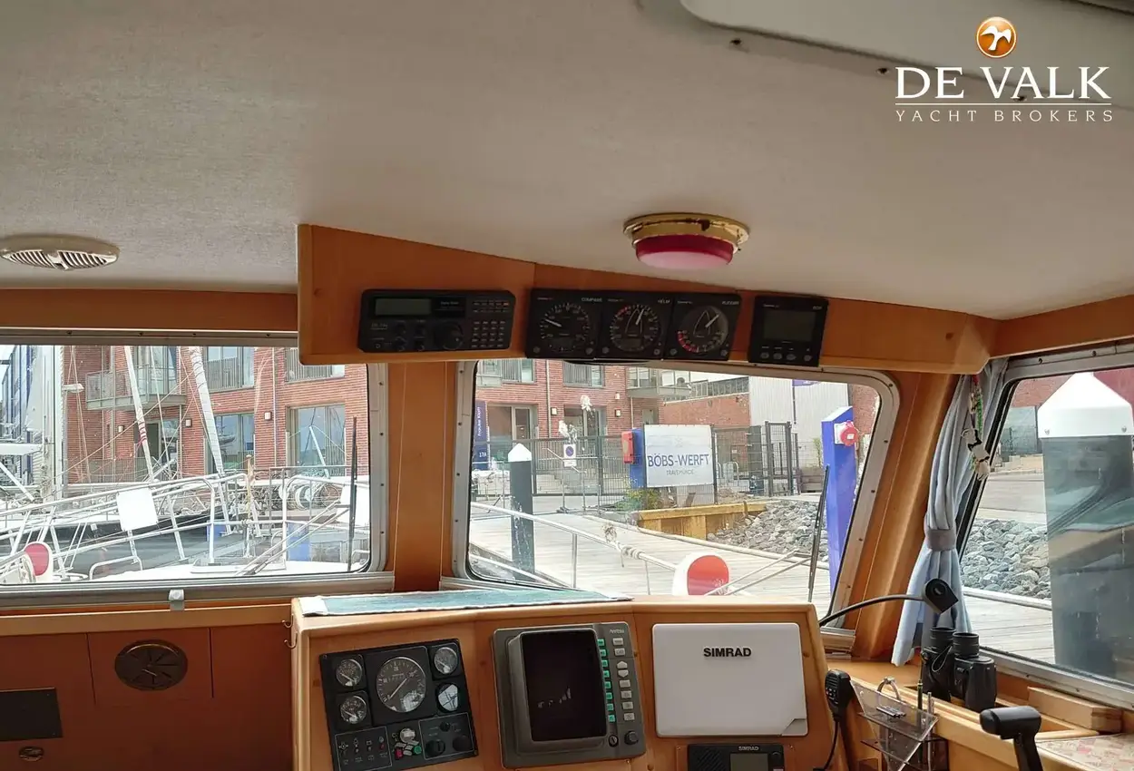 Thumbnail von Pilot 44