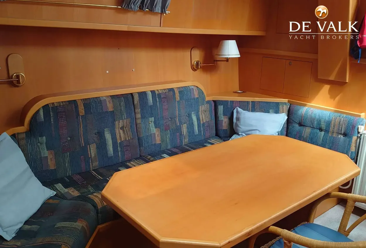 Thumbnail von Pilot 44