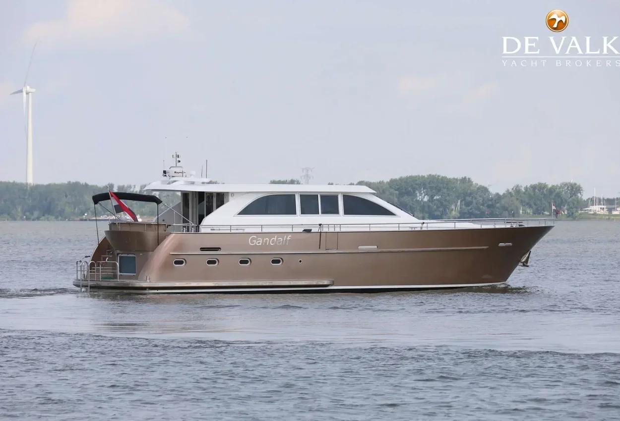 Van Den Hoven Executive 1700