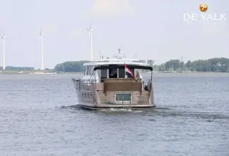 Thumbnail von Van Den Hoven Executive 1700