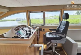 Thumbnail von Van Den Hoven Executive 1700