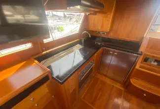 Thumbnail von Trader 42 Kukup Lady