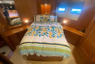 Thumbnail von Trader 42 Kukup Lady