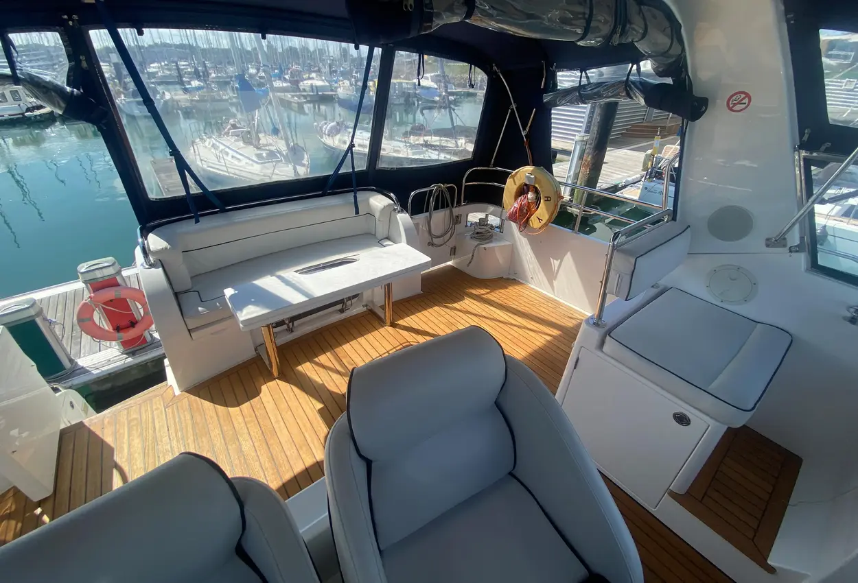 Thumbnail von Trader 42 Kukup Lady