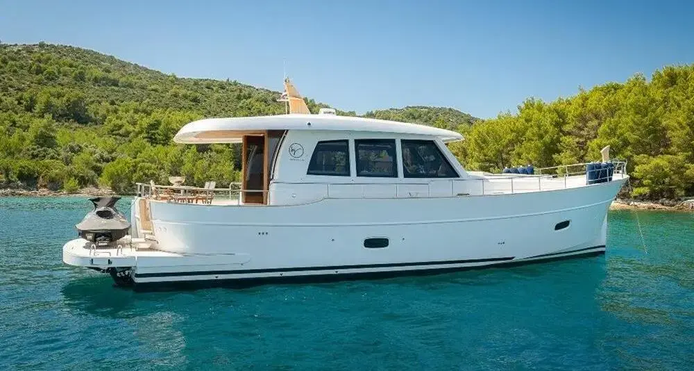 Sasga Yachts Menorquin 55 Hardtop