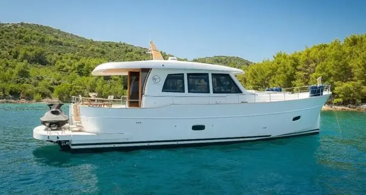 Sasga Yachts Menorquin 55 Hardtop