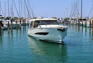 Thumbnail von Greenline 39 Hybrid Lilium