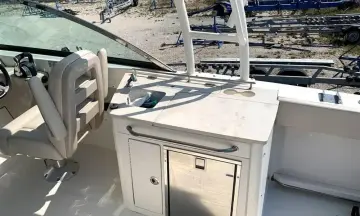 Thumbnail von Boston Whaler 270 Vantage