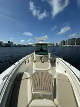 Thumbnail von Boston Whaler 350 Outrage T/T HANNAH