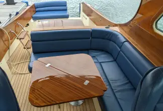 Thumbnail von Hinckley Picnic Boat 36 Bubbles