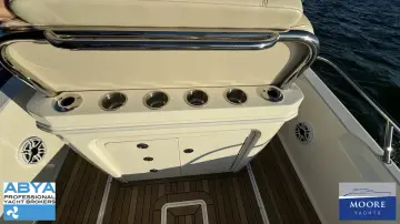 Thumbnail von Boston Whaler 220 Dauntless