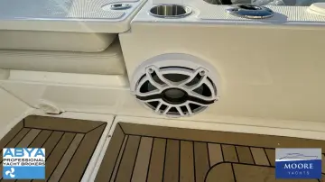 Thumbnail von Boston Whaler 220 Dauntless