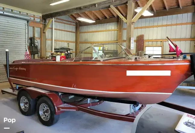 Chris Craft Holiday 18