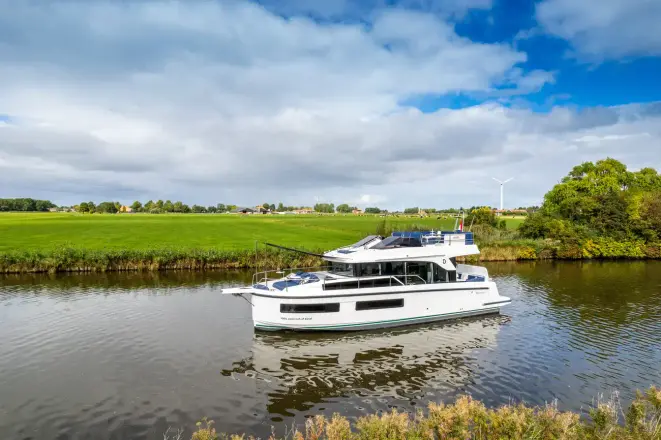 Delphia 11 Flylounge DE 004 NEUER BESTAND