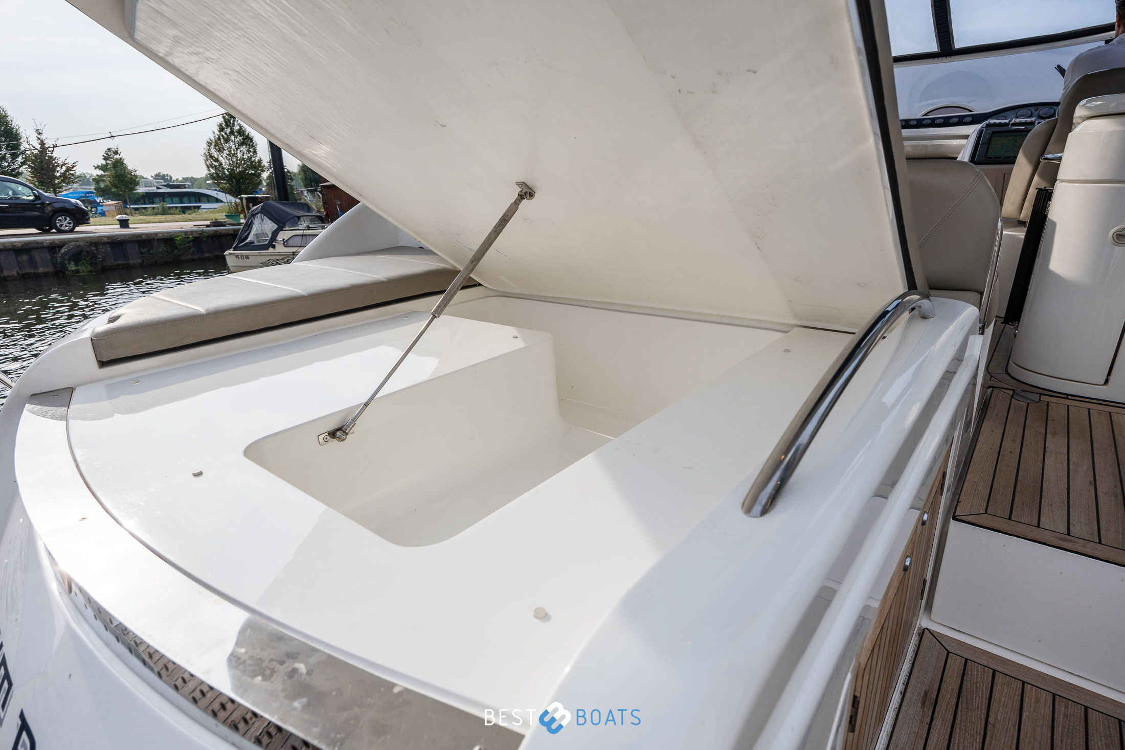 Thumbnail von Fairline Targa 40
