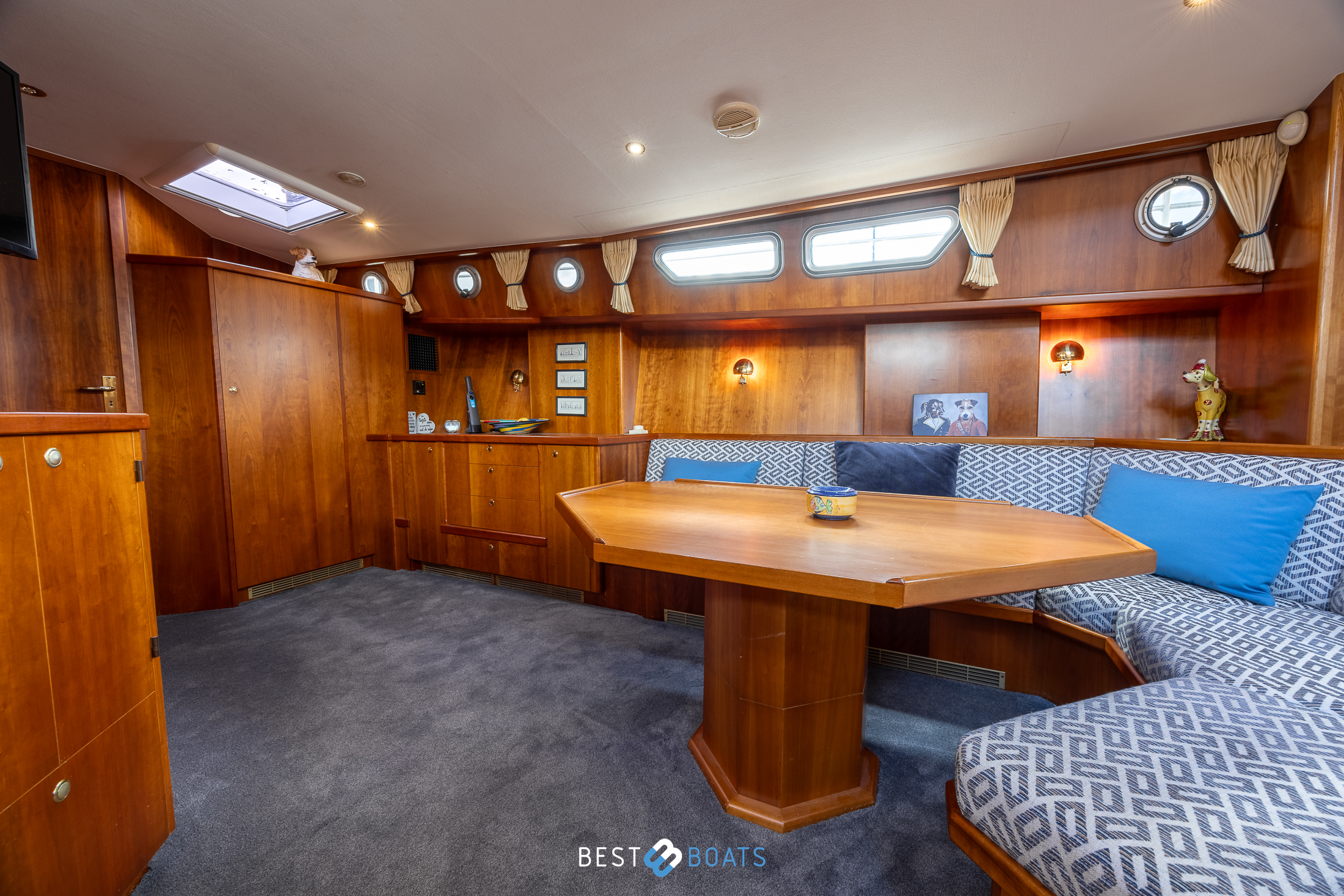 Thumbnail von Pilot 50