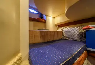 Thumbnail von Meridian 341 Sedan