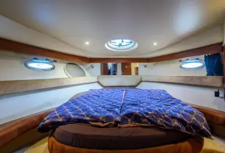 Thumbnail von Meridian 341 Sedan