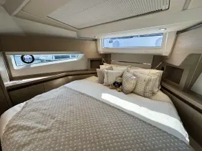 Thumbnail von Sealine F430 Raymarine navigation suite