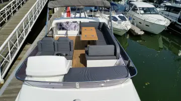 Thumbnail von Sealine F430 Raymarine navigation suite
