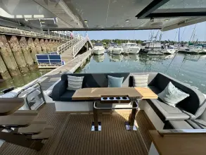 Thumbnail von Sealine F430 Raymarine navigation suite