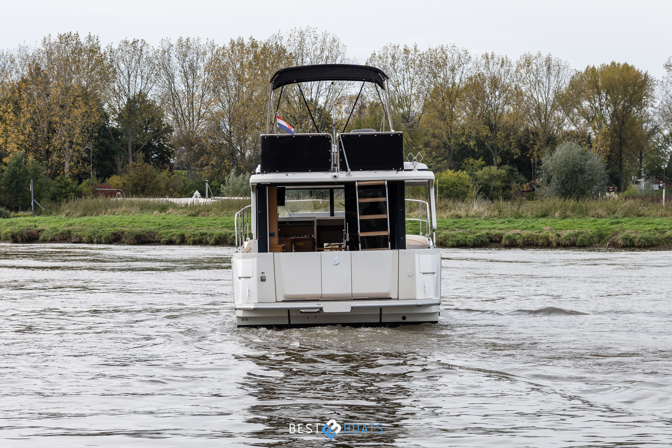 Thumbnail von Beneteau Swift Trawler 30 Charbet