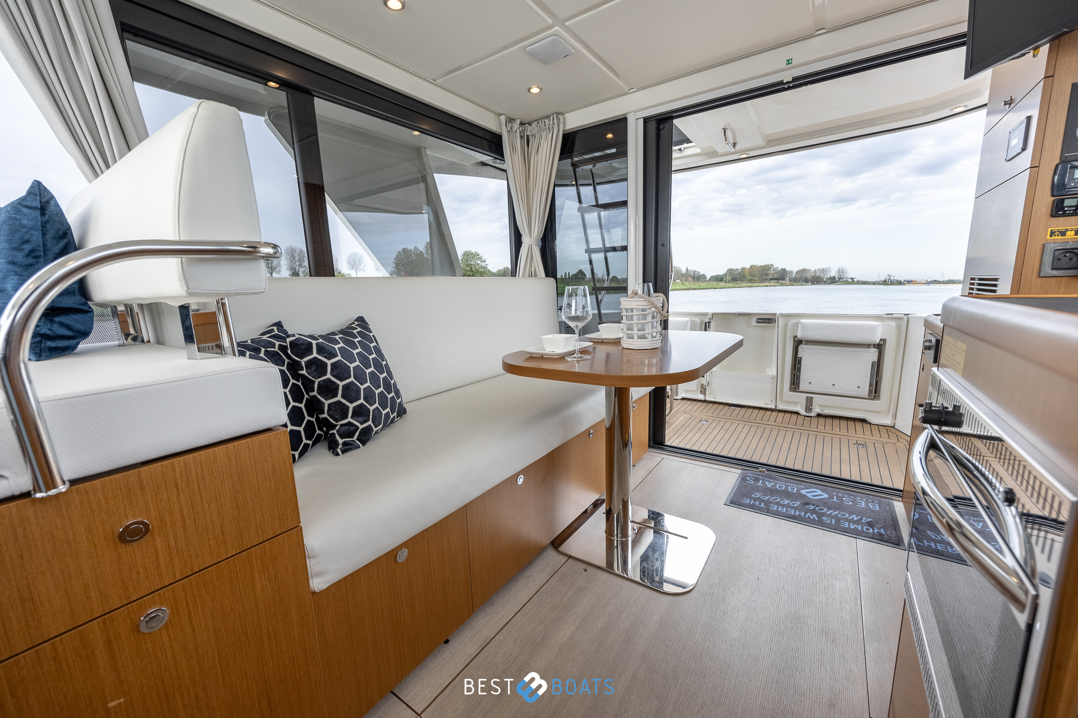 Thumbnail von Beneteau Swift Trawler 30 Charbet