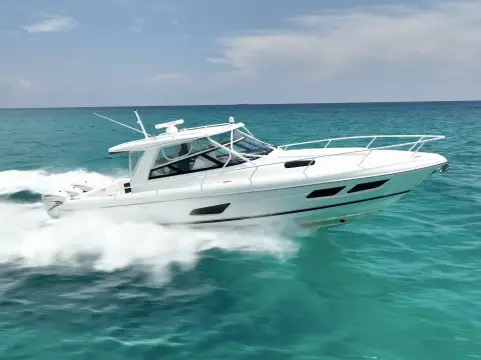 Intrepid 438 Evolution