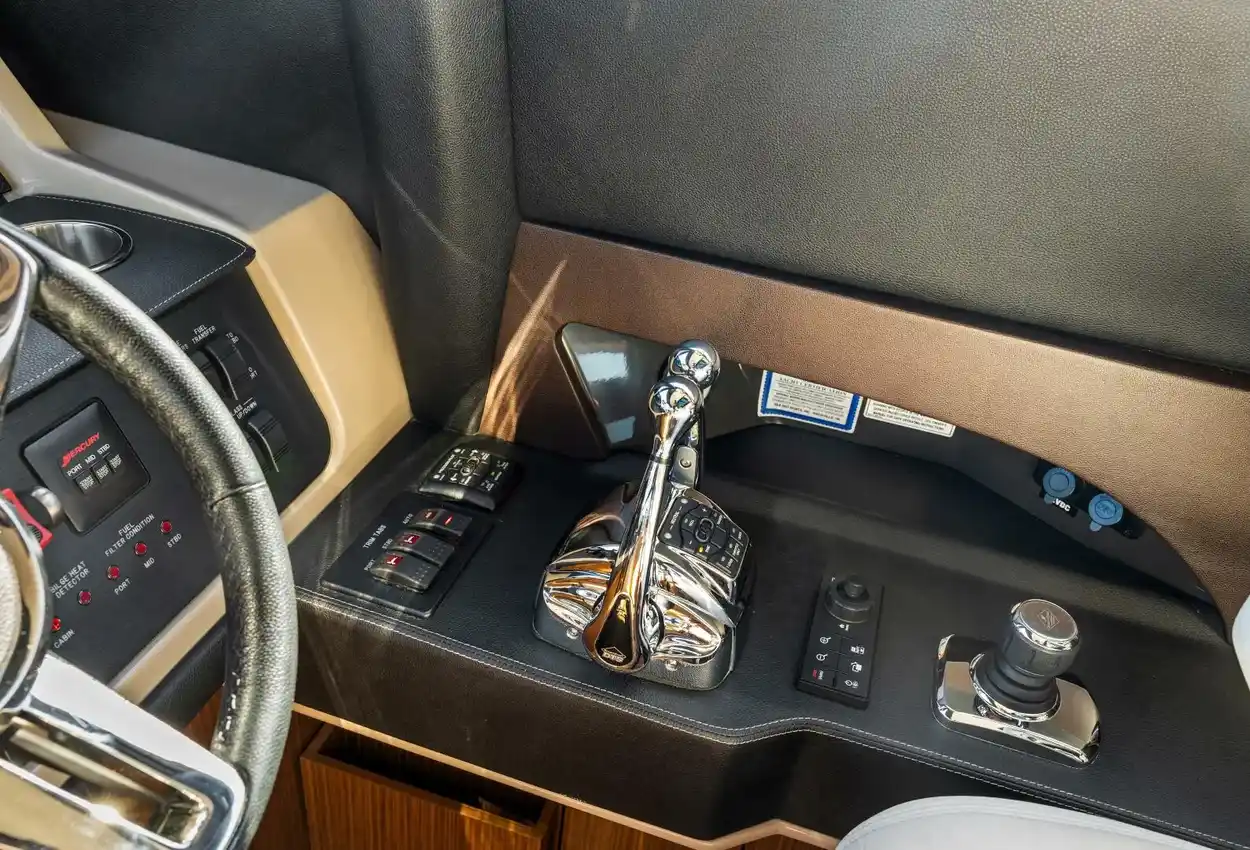 Thumbnail von Sea Ray L590 DOUBLE EAGLE