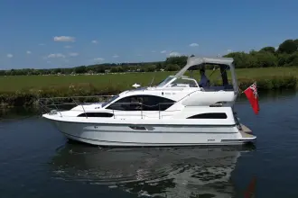 Thumbnail von Haines 320 Aft Cabin