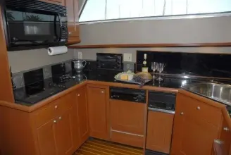 Thumbnail von Hatteras 50 Motor Yacht Incredible