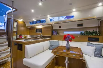 Thumbnail von Catalina 426 Available to Order to your Specs