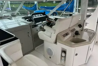 Thumbnail von Sea Ray 40 Motor Yacht Knot Worthy