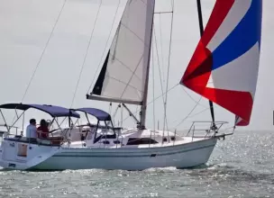 Thumbnail von Catalina 356 Available to Order to your Specs