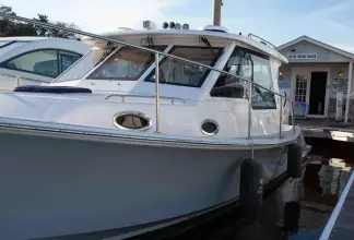 Thumbnail von True North Outboard Express Name Reserved