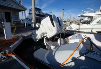 Thumbnail von True North Outboard Express Name Reserved