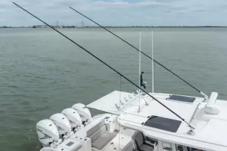 Thumbnail von Pursuit S 428 FIERO 3