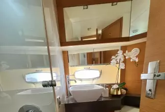 Thumbnail von Fairline Phantom 48