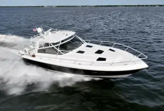 Thumbnail von Intrepid 475 Sport Yacht