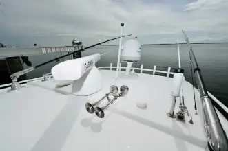 Thumbnail von Intrepid 475 Sport Yacht