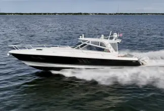 Thumbnail von Intrepid 475 Sport Yacht