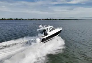 Thumbnail von Intrepid 475 Sport Yacht