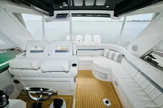 Thumbnail von Intrepid 475 Sport Yacht