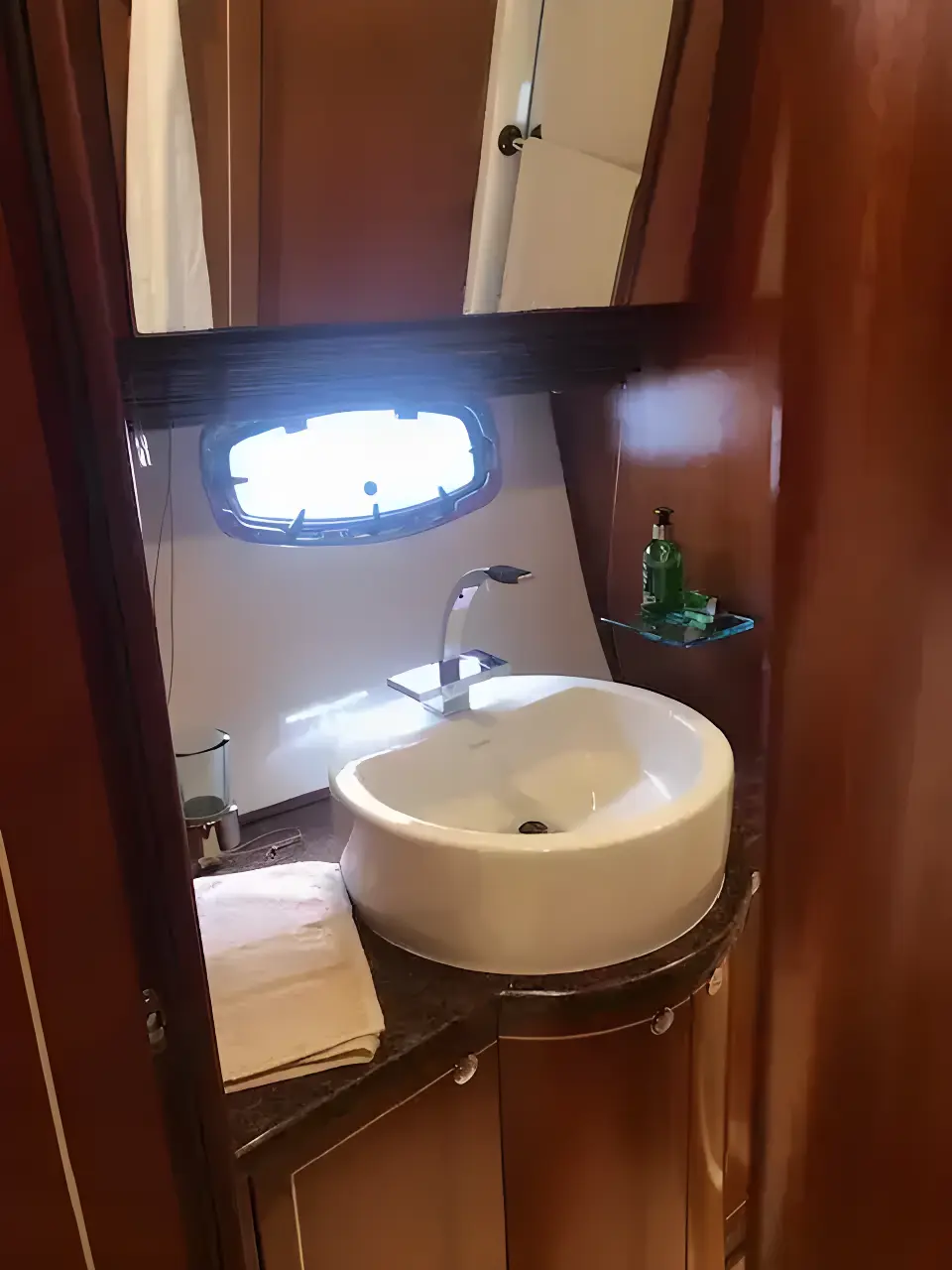 Thumbnail von Ferretti Yachts Unknown