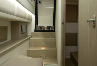 Thumbnail von Technohull Omega 47 1701