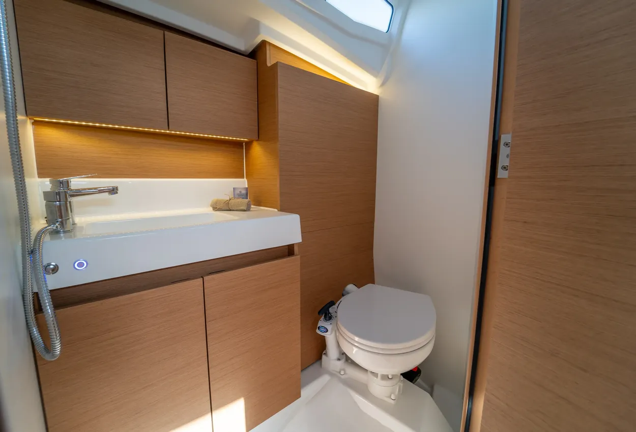 Thumbnail von Jeanneau Sun Odyssey 380