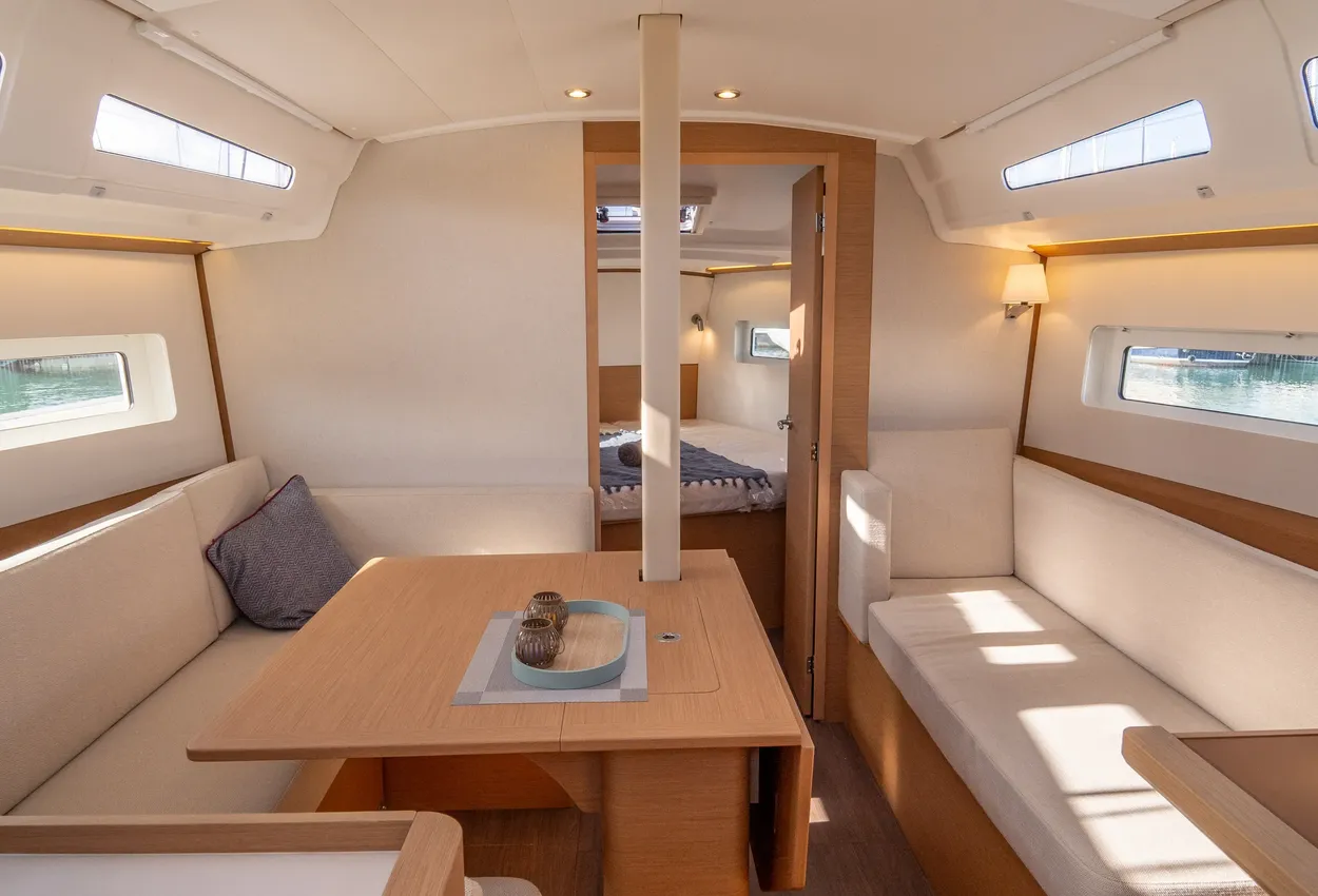 Thumbnail von Jeanneau Sun Odyssey 380