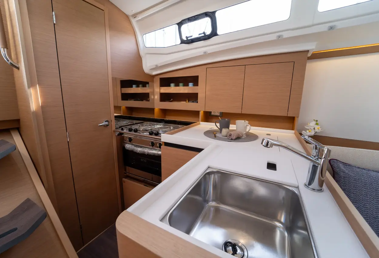 Thumbnail von Jeanneau Sun Odyssey 380
